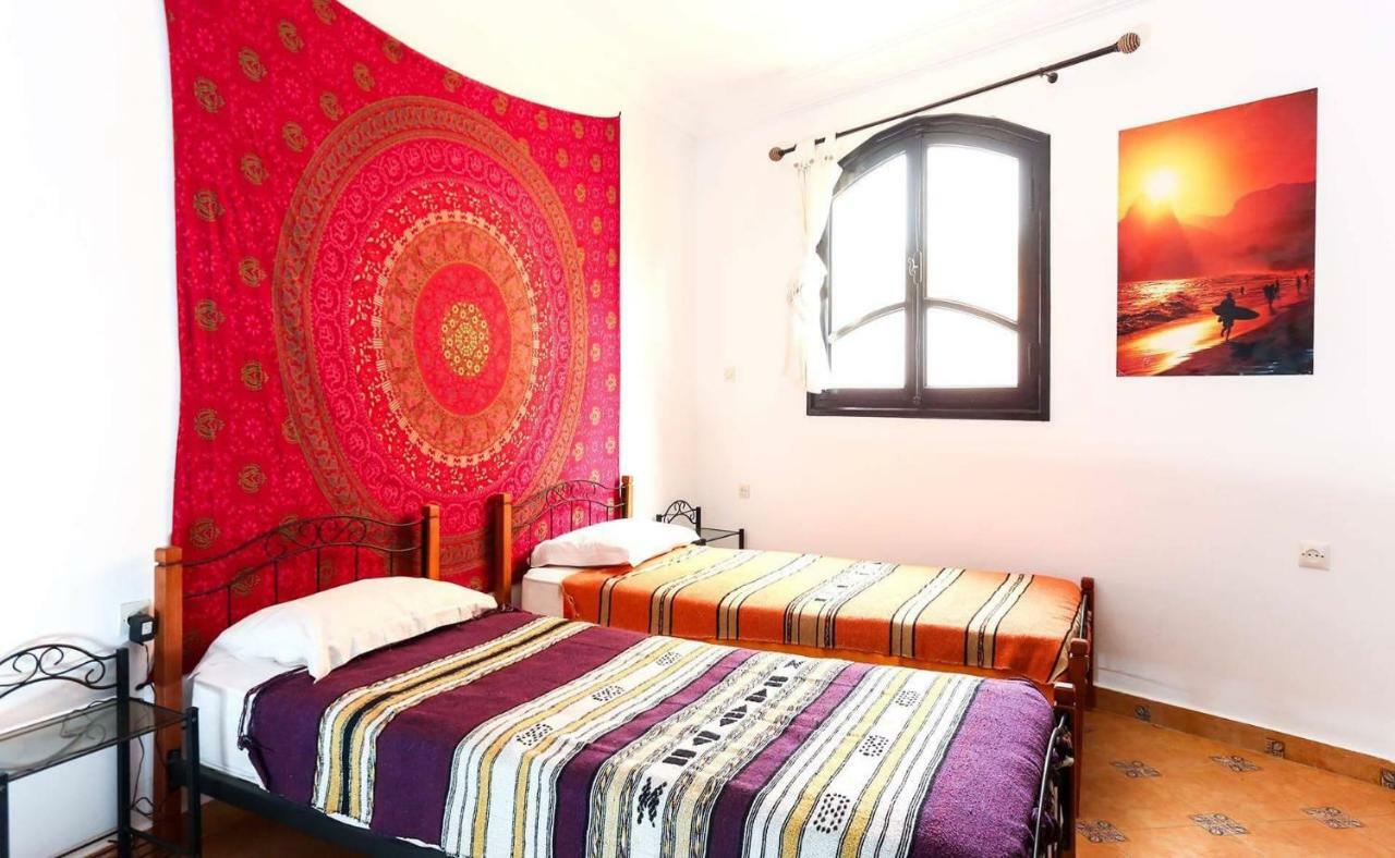 Salt House Morocco - Surf & Yoga Camp Panzió Tamraght Kültér fotó